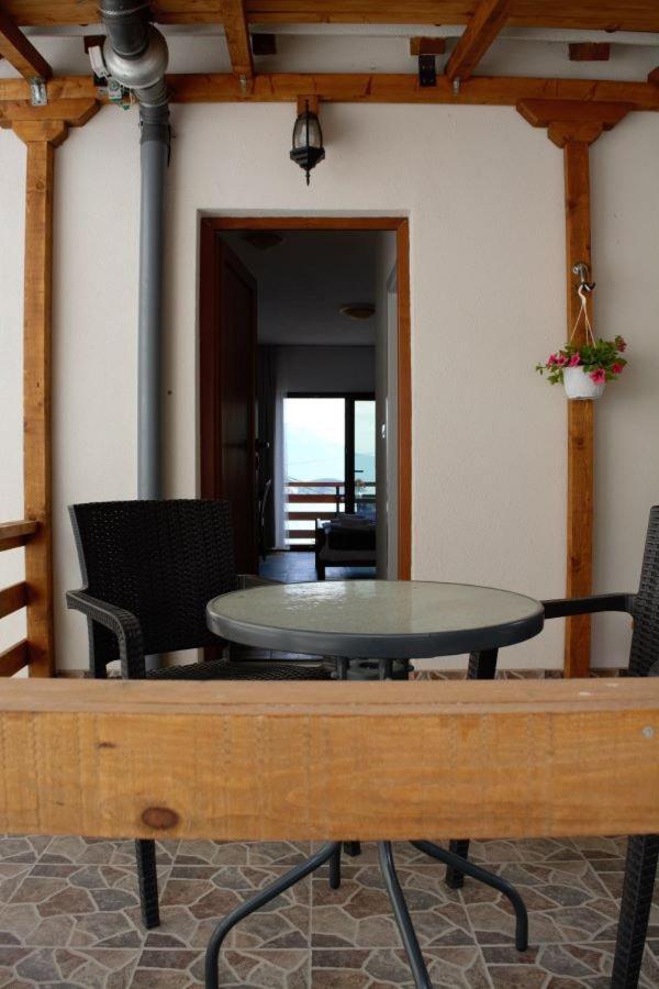 Villa Scandik โอครีด ภายนอก รูปภาพ