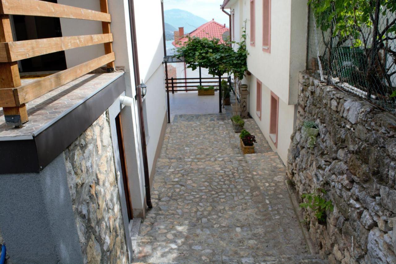 Villa Scandik โอครีด ภายนอก รูปภาพ