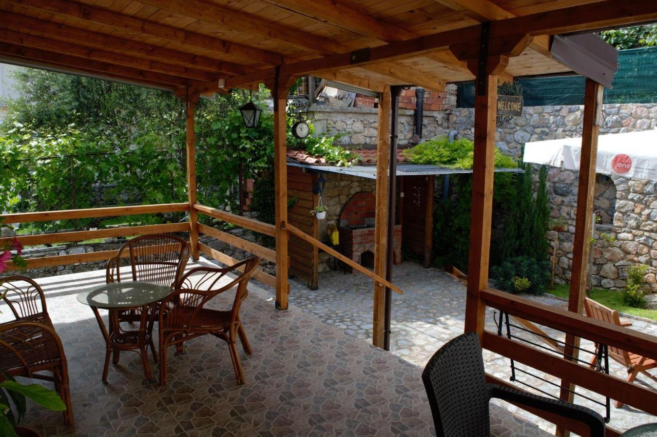 Villa Scandik โอครีด ภายนอก รูปภาพ