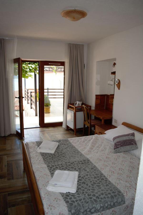 Villa Scandik โอครีด ภายนอก รูปภาพ